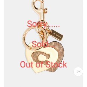 🔥Hot Item🔥NWT Coach gold heart keychain
